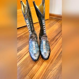 Corral Cowgirl Boots size 8.